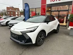 Utilisé 2024 Toyota C-HR SUV | 36 490 € (Prix juste)