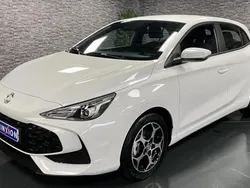 Blanc Utilisé 2024 MG MG3 Comfort Citadine | 18 490 € (Prix juste)