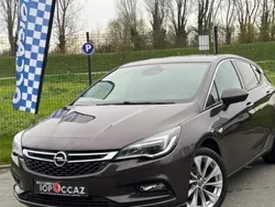 Utilisé 2019 Opel Astra Edition Berline | 10 490 € (Prix juste)