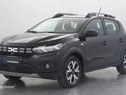 Noir Utilisé 2024 Dacia Sandero Expression Citadine | 16 999 € (Prix juste)