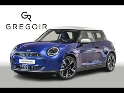 Bleu Nouvelle 2024 Mini Cooper SE Classic Citadine | 41 950 €