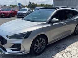 Gris Utilisé 2023 Ford Focus ST-Line Break | 20 799 € (Bon prix)