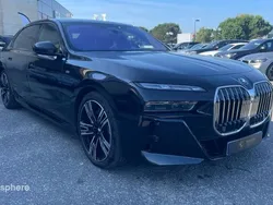 Saphirschwarz métallisé Utilisé 2024 BMW i7 M Sport Berline | 109 999 € (Super prix)