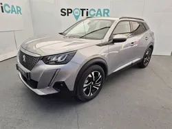Gris Utilisé 2021 Peugeot e-2008 Allure SUV | 16 490 € (Prix juste)