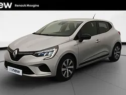 Utilisé 2023 Renault Clio V Citadine | 14 999 € (Bon prix)