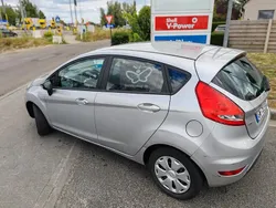 Gris Utilisé 2010 Ford Fiesta Titanium Citadine | 2 800 € (Super prix)