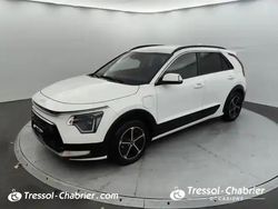 Clear white Utilisé 2023 Kia Niro Premium SUV | 27 599 € (Prix assez cher)