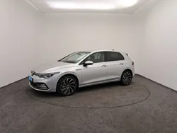 Argente Utilisé 2024 VW Golf VIII Berline | 31 990 € (Prix assez cher)