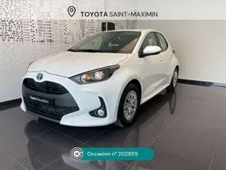 Utilisé 2022 Toyota Yaris Hybrid Business Edition Berline | 18 390 € (Prix juste)