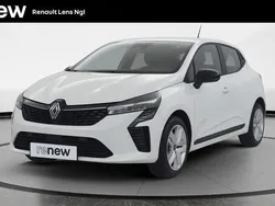 Blanc Utilisé 2024 Renault Clio V Evolution Citadine | 17 499 € (Prix juste)