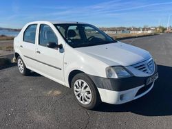 Gris Occasion 2008 Dacia Logan Lauréate Berline | 2 999 €