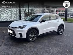 Blanc arctique métallisé Occasion 2024 Lexus LBX SUV | 32 490 € (Prix juste)