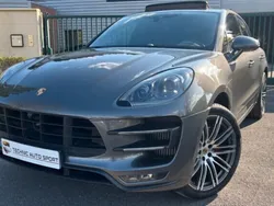Utilisé 2016 Porsche Macan Turbo SUV | 56 000 € (Prix juste)