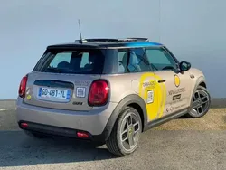 Gris Utilisé 2021 Mini Cooper SE Collection Citadine | 19 990 € (Prix juste)