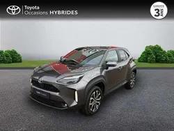 Utilisé 2022 Toyota Yaris Hybrid Design | 19 990 € (Prix juste)