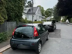 Noir Utilisé 2010 Peugeot 107 Citadine | 1 888 € (Super prix)