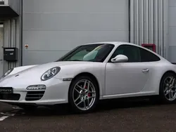 Blanc Utilisé 2010 Porsche 911 Carrera 4S Coupé | 79 997 € (Prix juste)