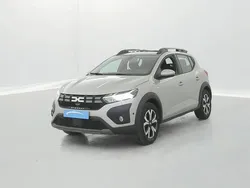 Gris Utilisé 2024 Dacia Sandero Expression Citadine | 16 990 € (Prix juste)