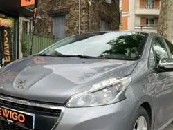 Gris Utilisé 2019 Peugeot 208 Business-Line Citadine | 7 990 € (Super prix)