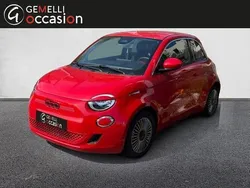 Utilisé 2023 Fiat 500e Red Citadine | 14 990 € (Prix juste)