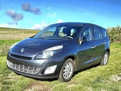 Gris Utilisé 2011 Renault Grand Scénic III Monospace | 6 450 € (Prix juste)