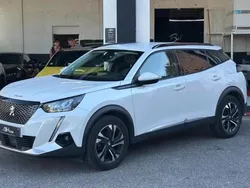 Blanc Utilisé 2021 Peugeot 2008 Allure SUV | 16 490 € (Prix juste)