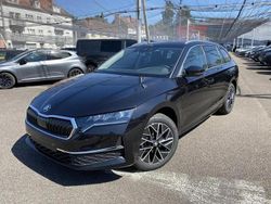 Noir Nouvelle 2025 Skoda Octavia Selection Break | 33 690 € (Prix juste)