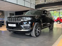 Diamond black perlé Nouvelle 2024 Jeep Grand Cherokee Summit SUV | 89 990 € (Prix juste)