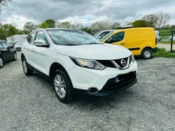 Blanc Utilisé 2014 Nissan Qashqai Acenta SUV | 10 900 € (Prix assez cher)