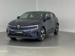 Bleu Utilisé 2022 Renault Mégane Equilibre SUV | 18 999 € (Prix juste)