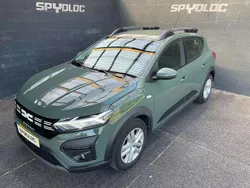 Gris Utilisé 2023 Dacia Sandero Expression Citadine | 16 990 € (Prix juste)