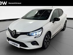 Blanc Utilisé 2023 Renault Clio V Evolution Citadine | 16 490 € (Prix assez cher)