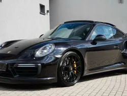 Bleu Utilisé 2017 Porsche 911 Turbo S Coupé | 174 000 € (Prix assez cher)