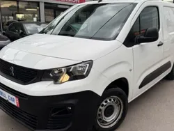 Blanc Utilisé 2020 Peugeot Partner Premium Monospace | 11 490 €