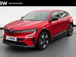 Rouge Utilisé 2023 Renault Mégane Equilibre Berline | 19 890 € (Bon prix)