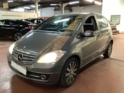 Utilisé 2012 Mercedes A180 Elegance Monospace | 7 490 €