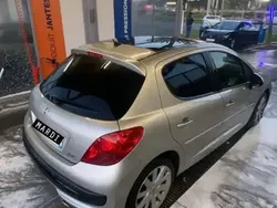 Utilisé 2008 Peugeot 207 Premium Berline | 3 999 € (Prix juste)