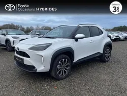 Blanc Utilisé 2023 Toyota Yaris Hybrid Design | 22 990 € (Prix juste)