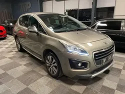 Beige Utilisé 2015 Peugeot 3008 Style SUV | 8 990 € (Prix juste)