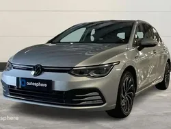 Gris Utilisé 2024 VW Golf VIII Style Berline | 30 999 € (Prix assez cher)