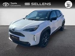 Bi ton blanc lunaire Utilisé 2024 Toyota Yaris Hybrid Sport SUV | 25 880 € (Prix assez cher)