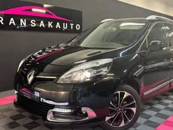 Noir Utilisé 2015 Renault Grand Scénic III Bose Edition Monospace | 7 990 € (Bon prix)