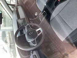 Blanc Utilisé 2023 Renault Clio V Evolution | 17 890 € (Prix juste)