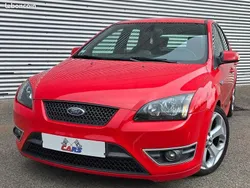 Rouge Utilisé 2006 Ford Focus ST Berline | 9 990 €