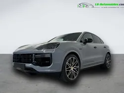 Utilisé 2024 Porsche Cayenne Turbo E-Hybrid SUV | 177 400 €