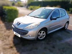 Gris Utilisé 2012 Peugeot 206+ Active Citadine | 7 390 € (Prix assez cher)