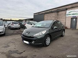 Vert Occasion 2008 Peugeot 207 Premium Berline | 4 499 € (Prix cher)