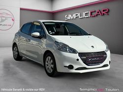 Blanc Utilisé 2015 Peugeot 208 Citadine | 6 480 €