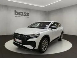 Blanc Utilisé 2024 Audi Q4 e-tron Sport SUV | 60 400 €