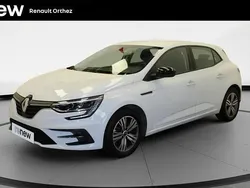 Blanc Utilisé 2024 Renault Mégane IV Evolution Berline | 21 500 € (Prix juste)